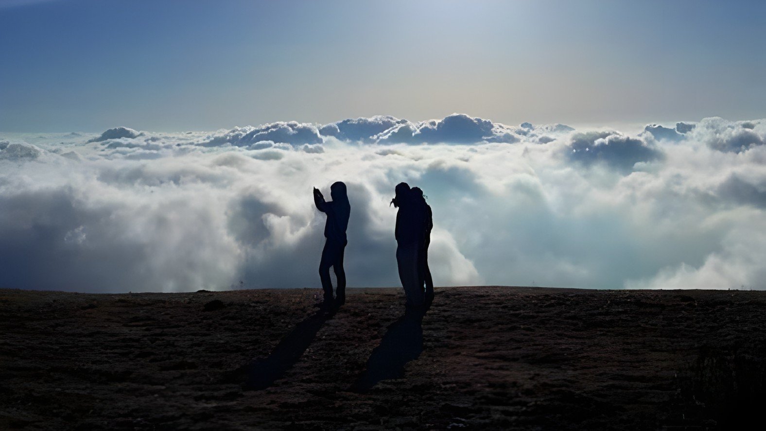 Phoktey Dara Phalut Trek 