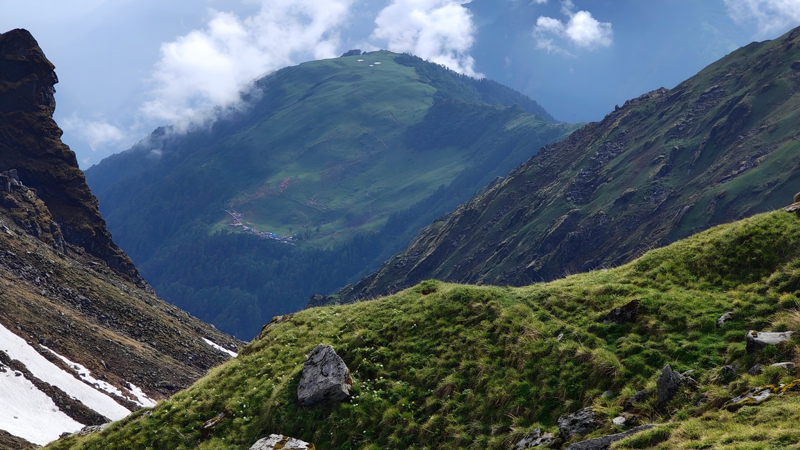 Panpatia Col Trek Gallery